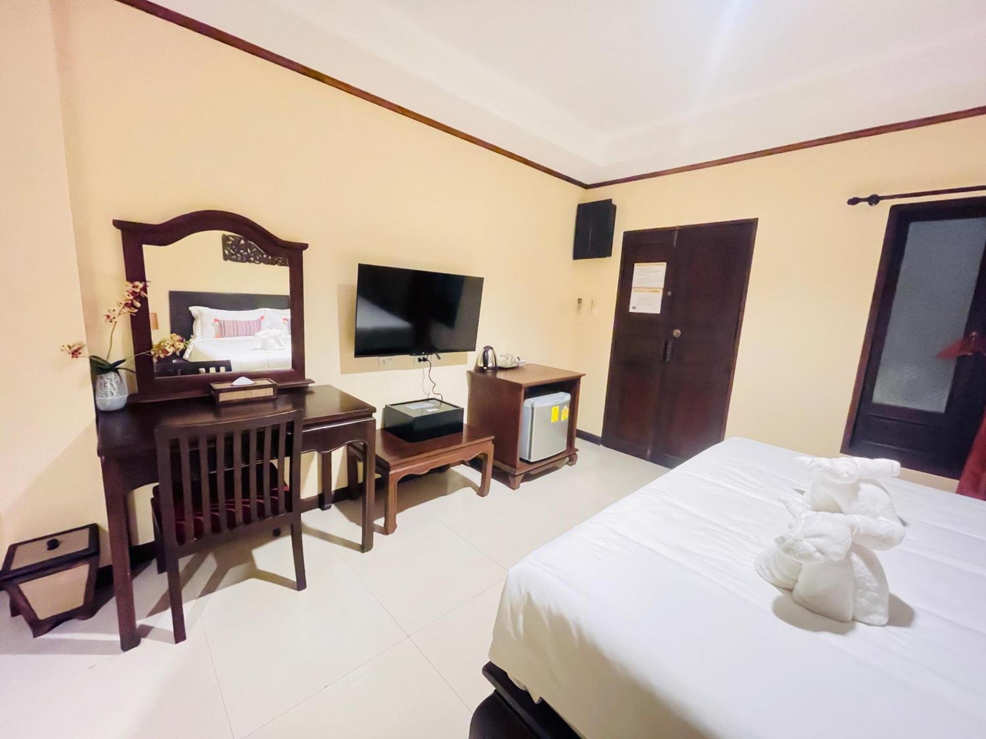 Na Thapae Chiangmai Hotel Chiang Mai Ngoại thất bức ảnh