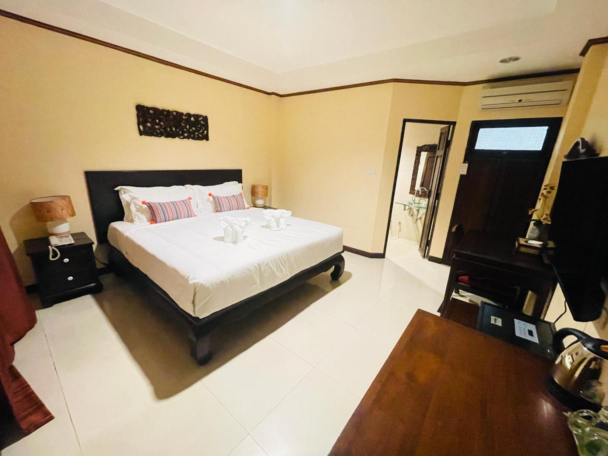 Na Thapae Chiangmai Hotel Chiang Mai Ngoại thất bức ảnh